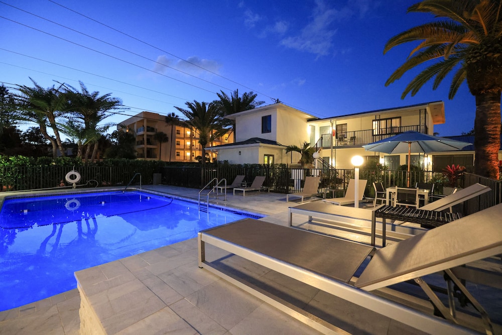 Tropic Isle Beach Resort 46/50