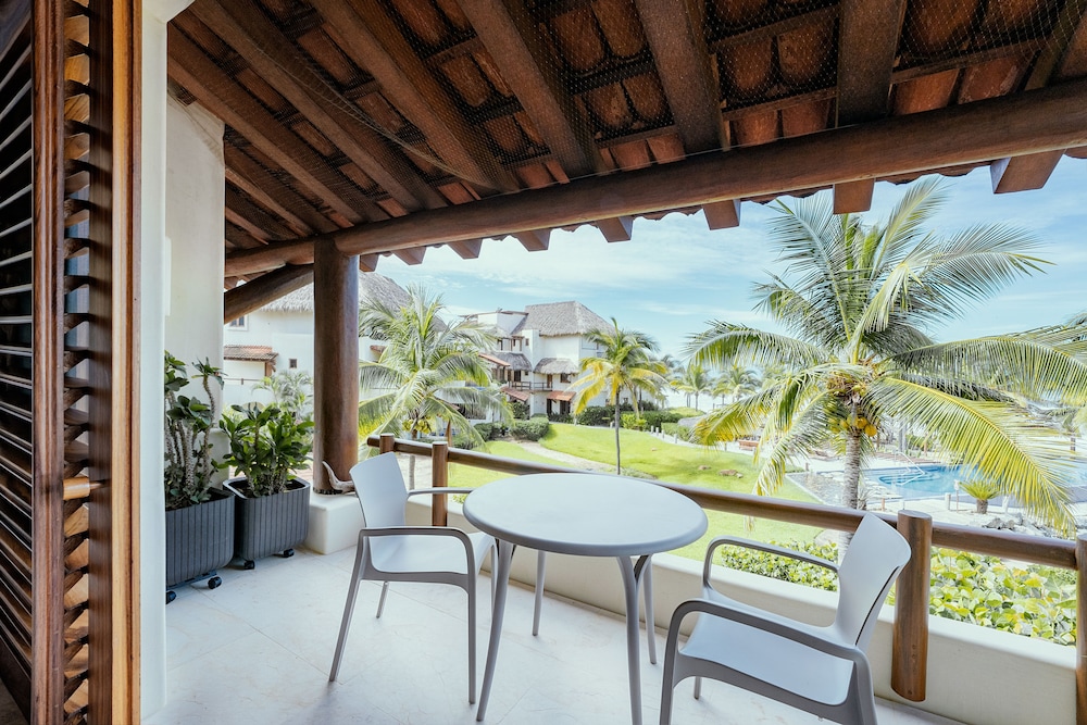 Las Palmas Luxury Villas 21/50