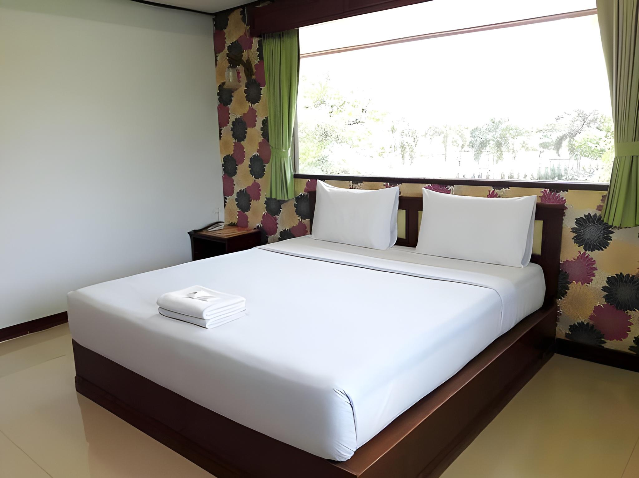 Chaiyaphruk Grand Hotel 14/25