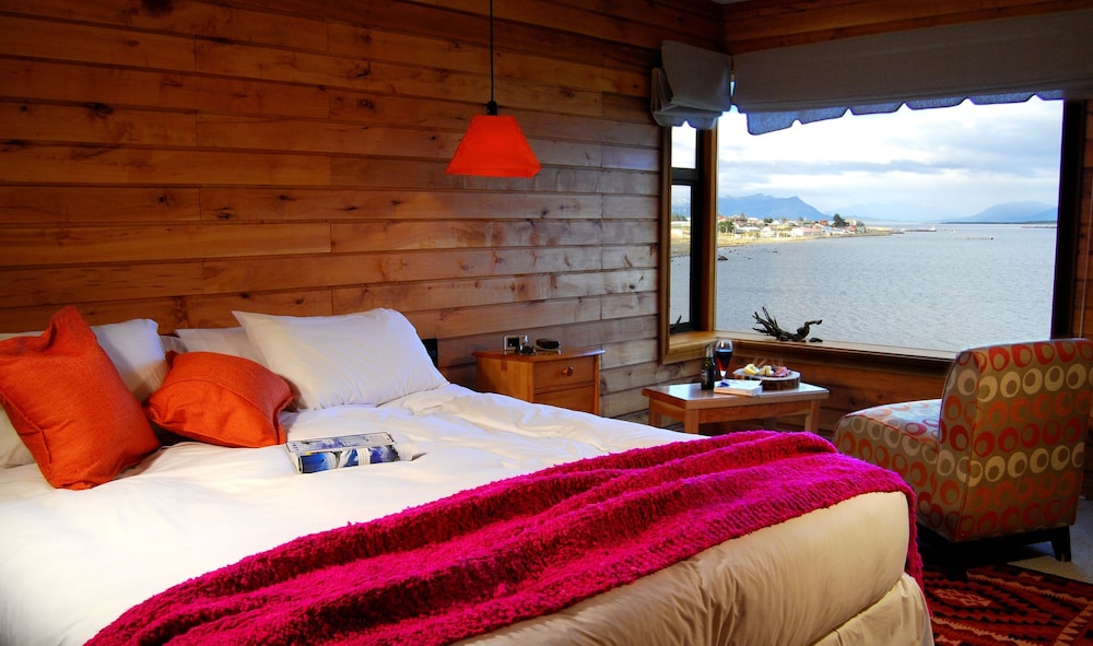 Weskar Patagonia Lodge 14/44