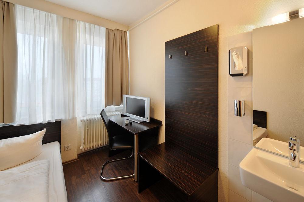 Fair Hotel Europaallee 43/51