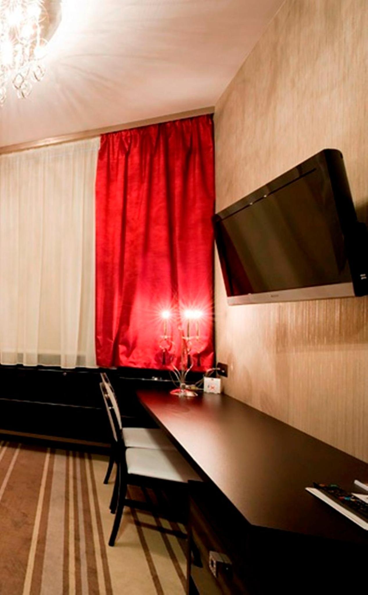 HOTEL SYMFONIA(EX. BEST WESTERN Symfonia Hotel) 22/50
