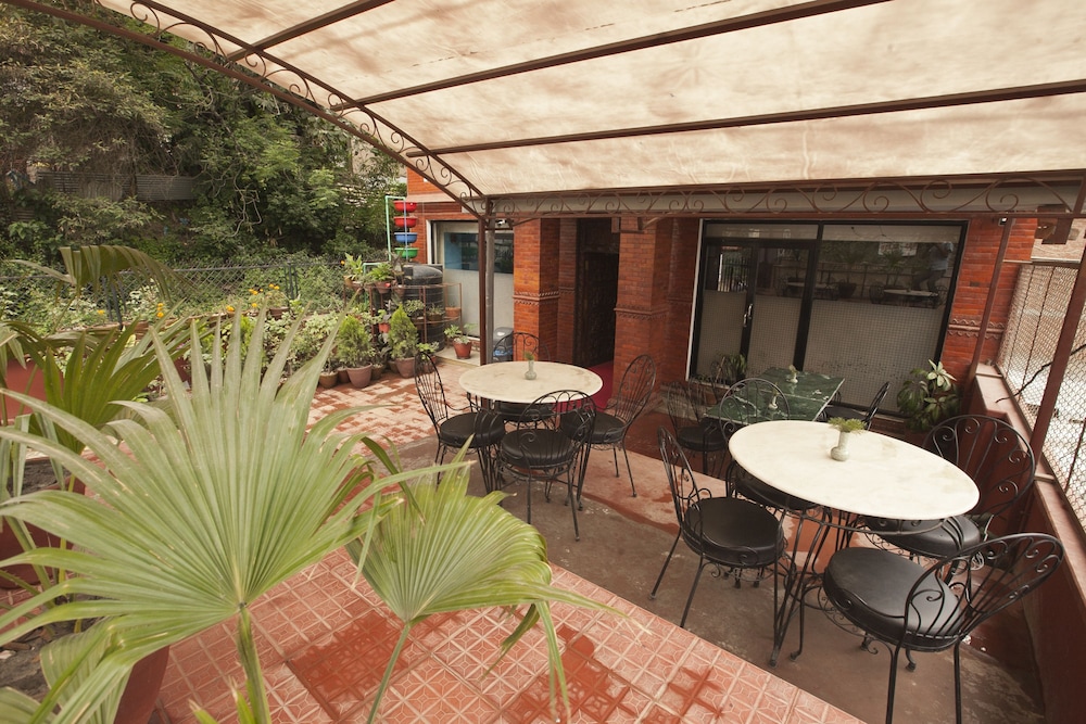 The Boudha Inn 46/49