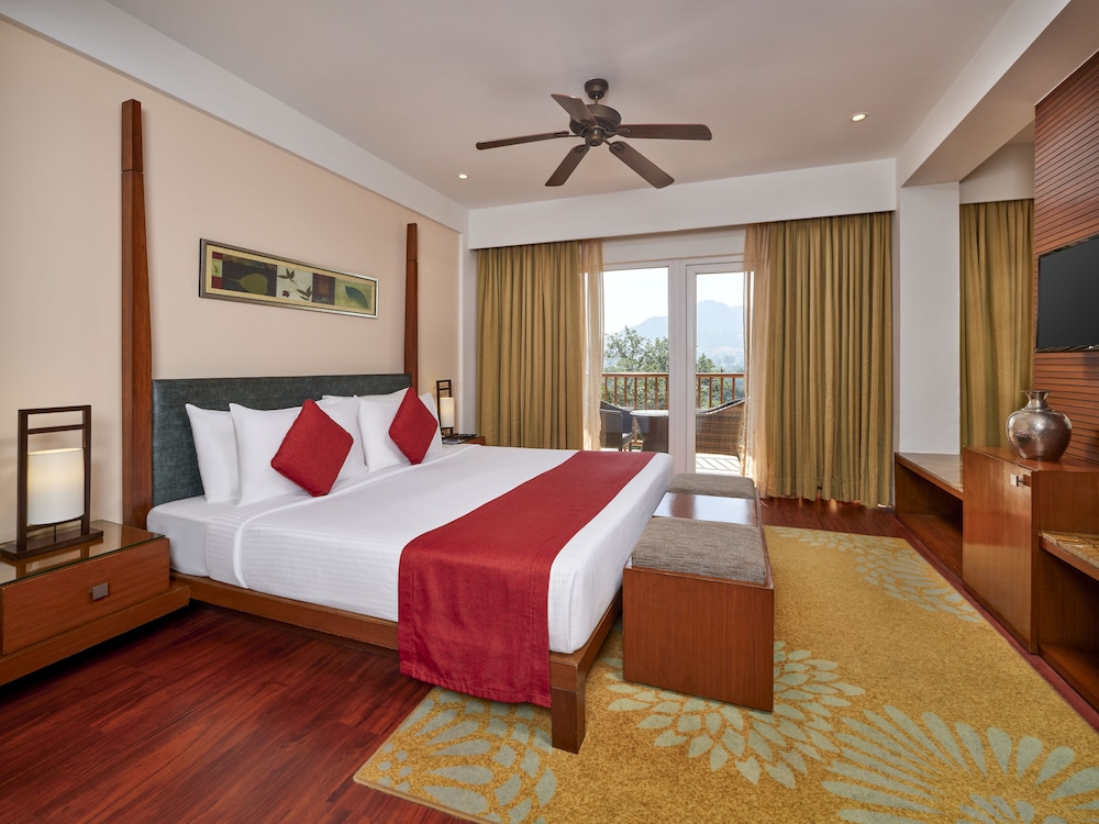 PREMIUM, CLASSIC, KING BED