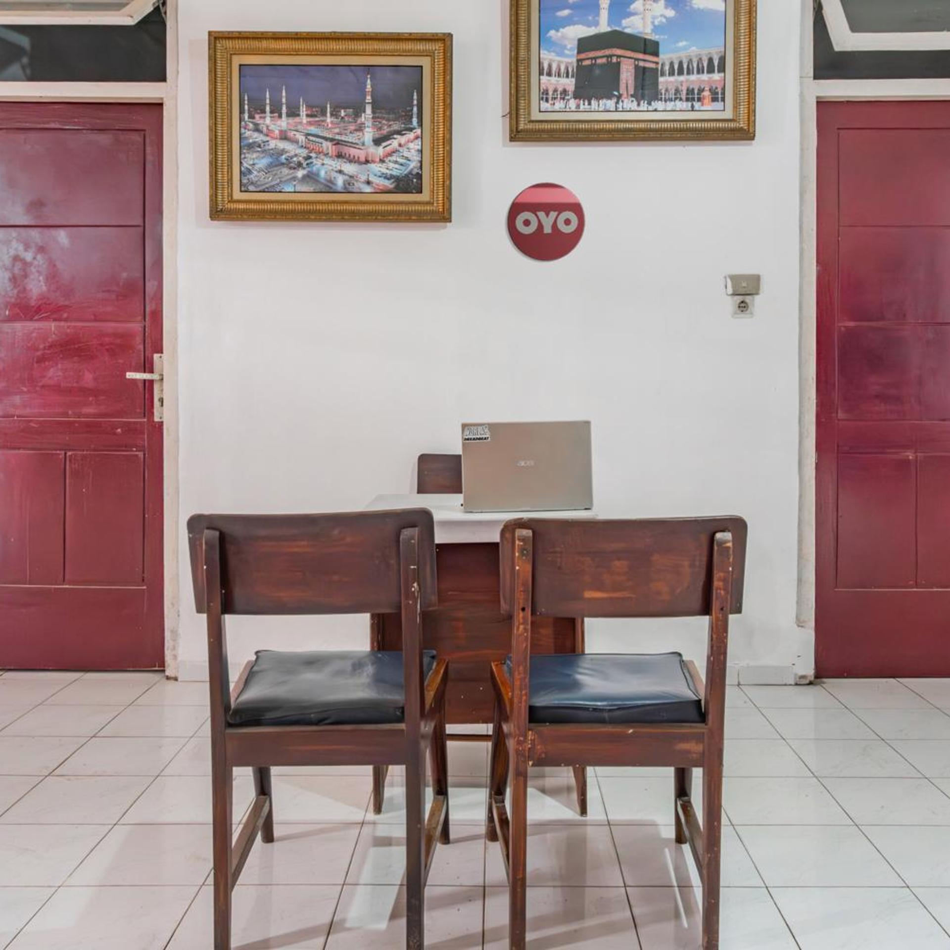 Hotel O Guest House Pahlawan Syariah 9/40