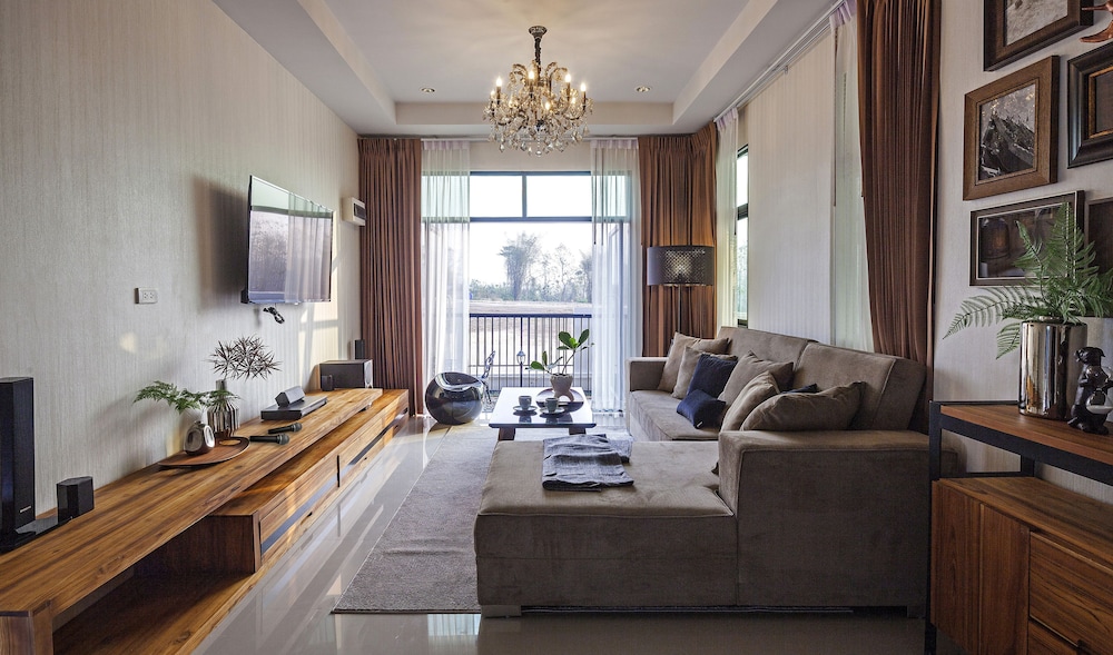 Nan Garden House 33/47