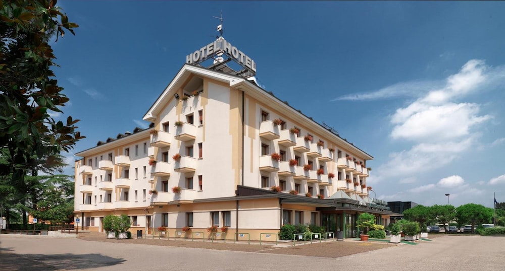 Hotel Al Pino Verde 3/27