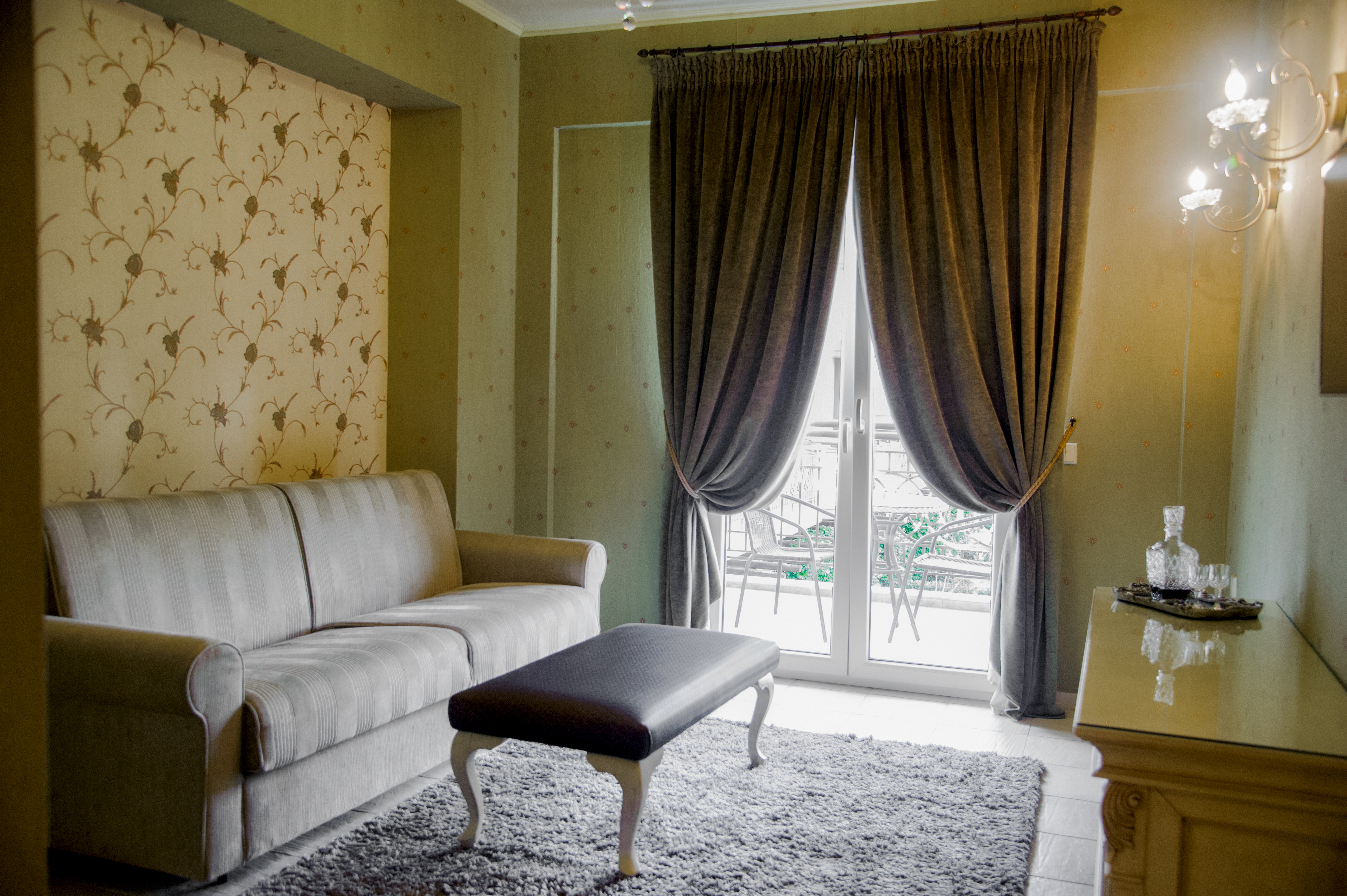 Achtis Hotel 11/50