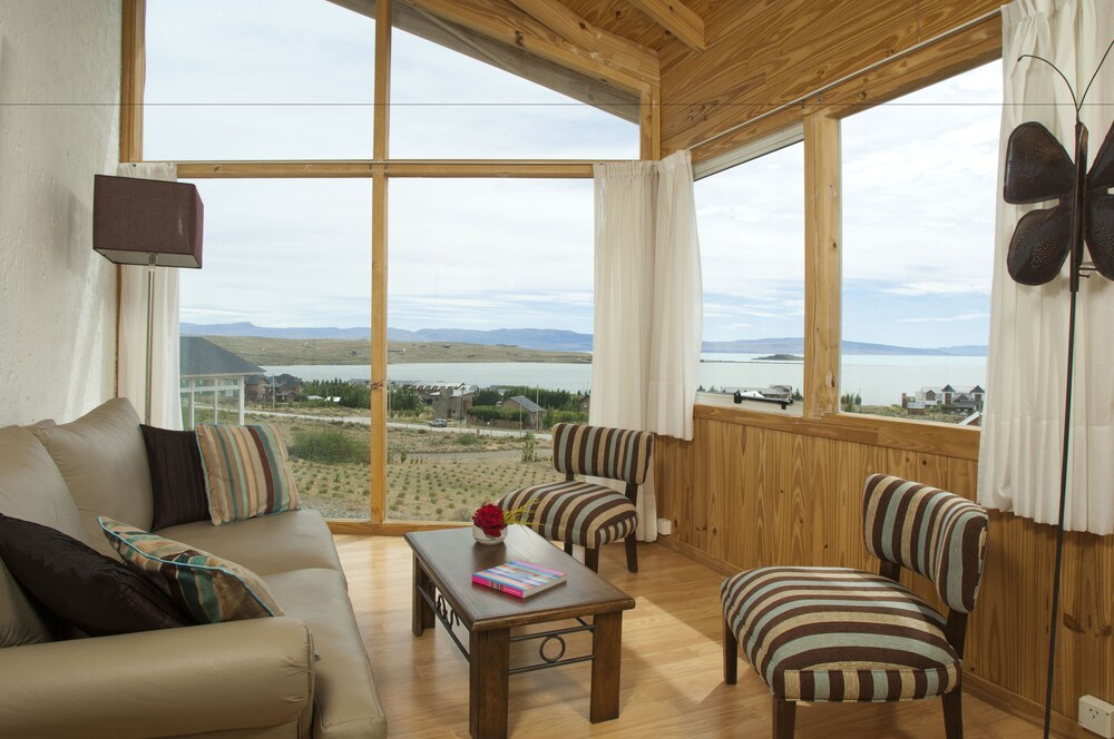 Blanca Patagonia Boutique Inn and Cabins 35/66