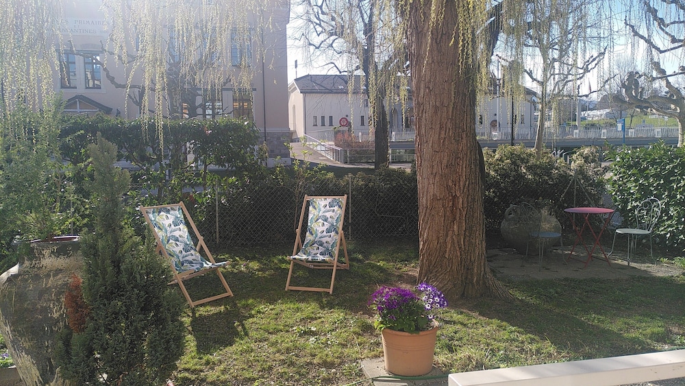 Des Horlogers Hotel 24/26