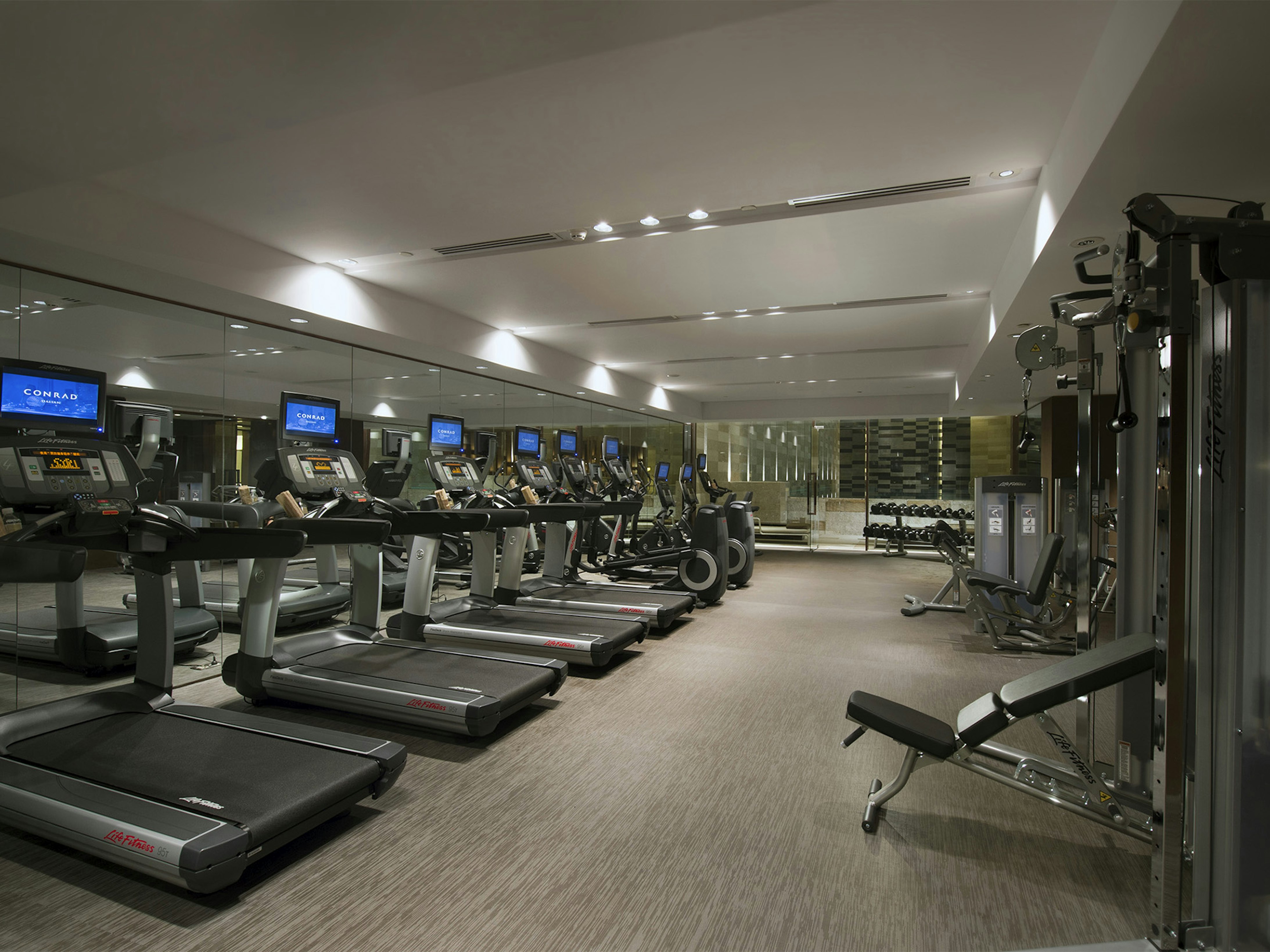 Conrad Beijing 37/85