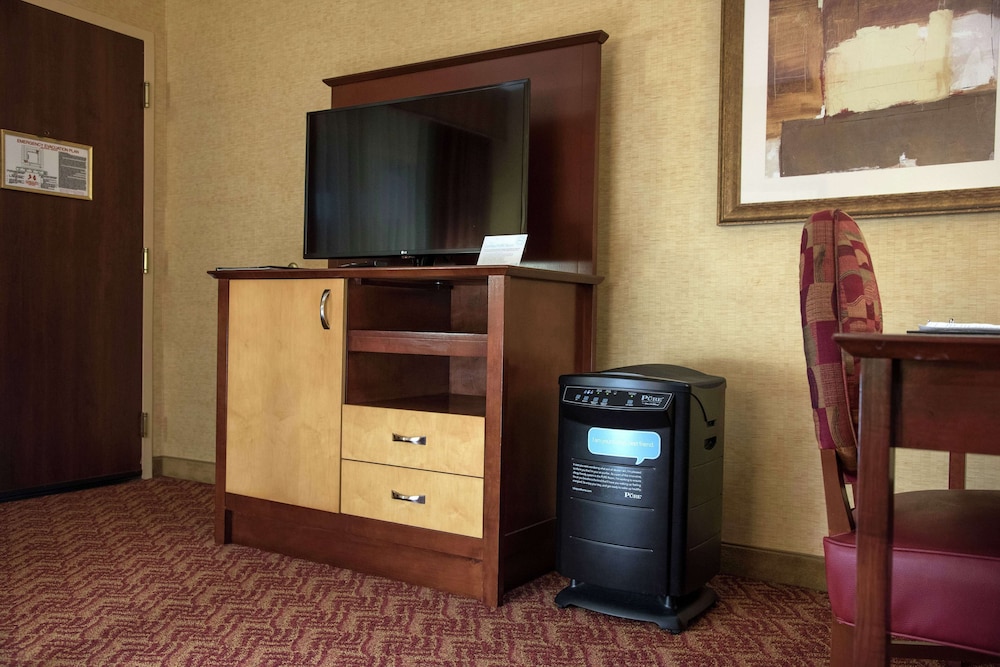 Embassy Suites by Hilton Charlotte Concord Golf Resort & Spa 29/74
