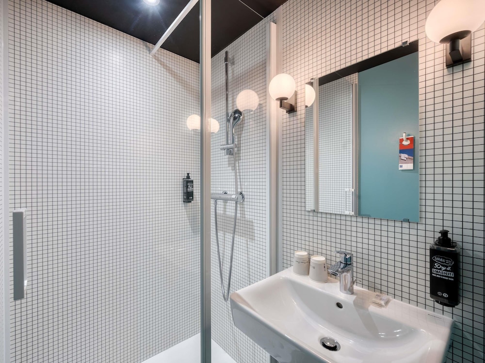 Ibis Budget Orly Chevilly Tram 7 44/47