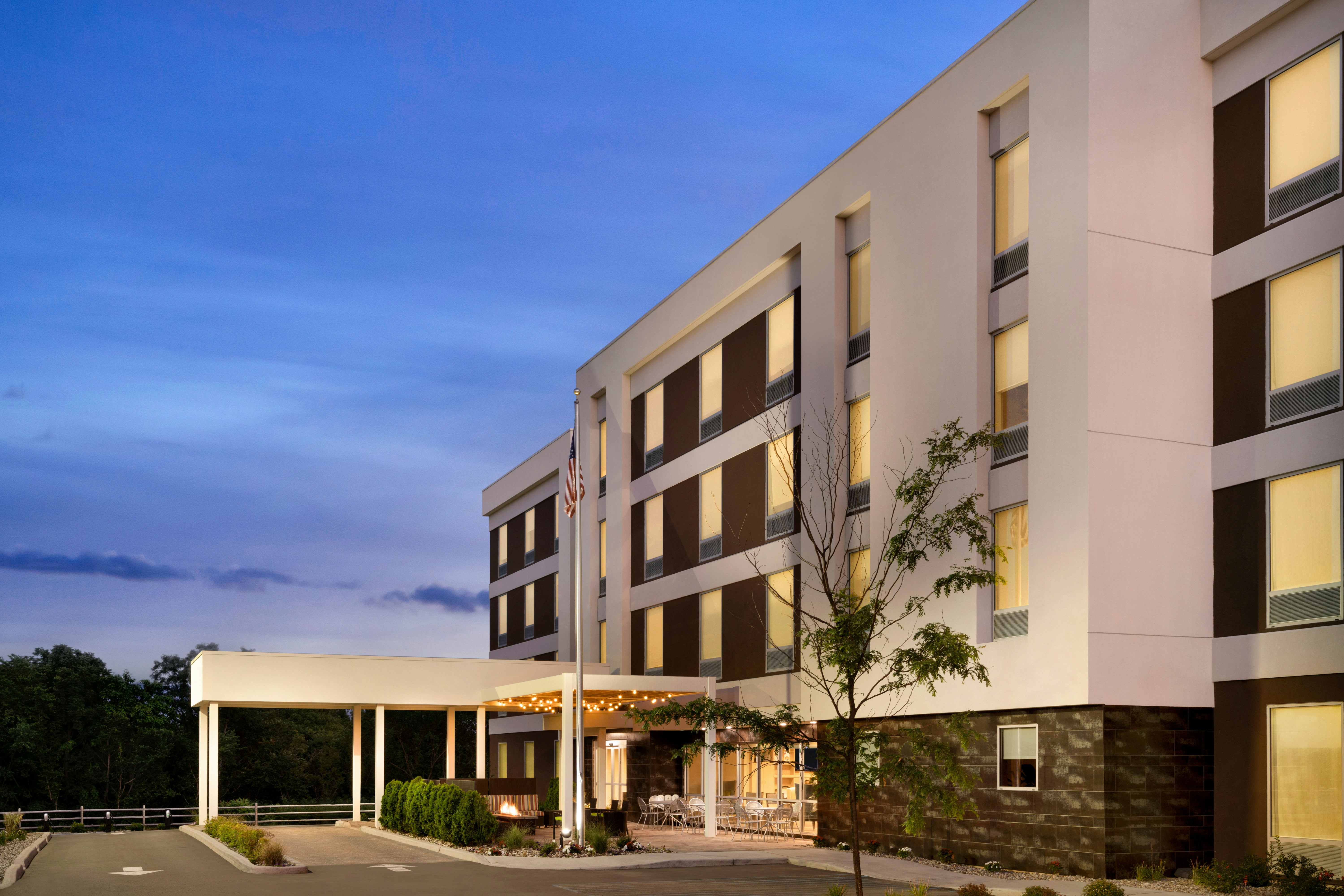 HOME2 SUITES BY HILTON MIDDLETOWN 2/31