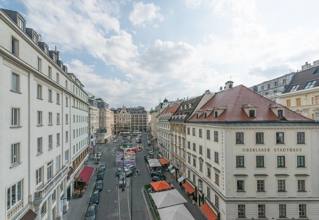 Pension Neuer Markt 2/66
