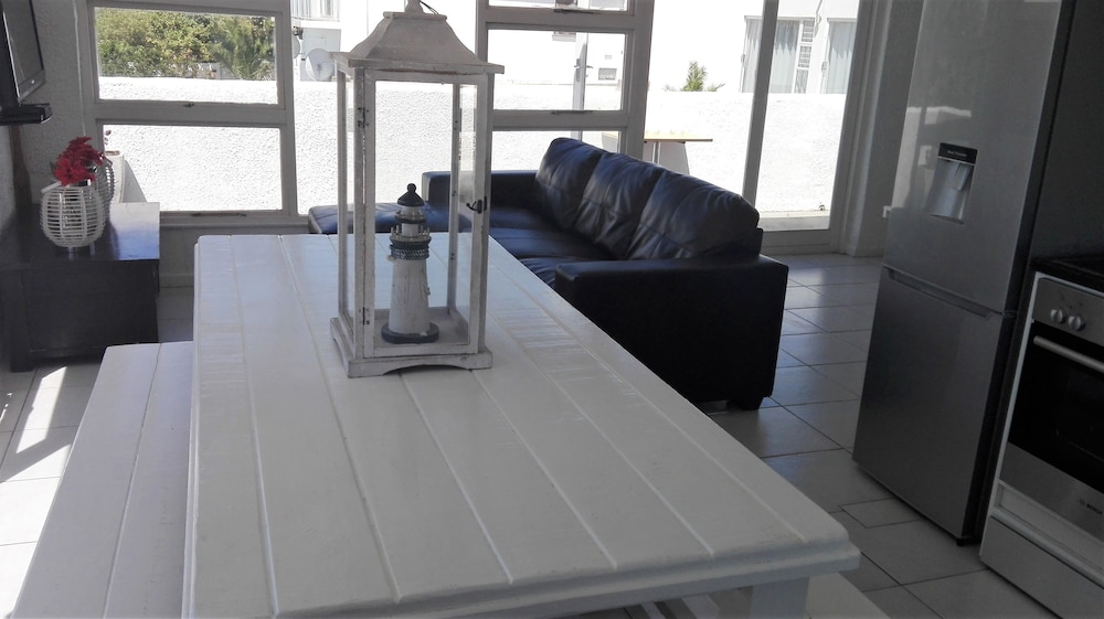 Saldanha Bay Lodge 17/32