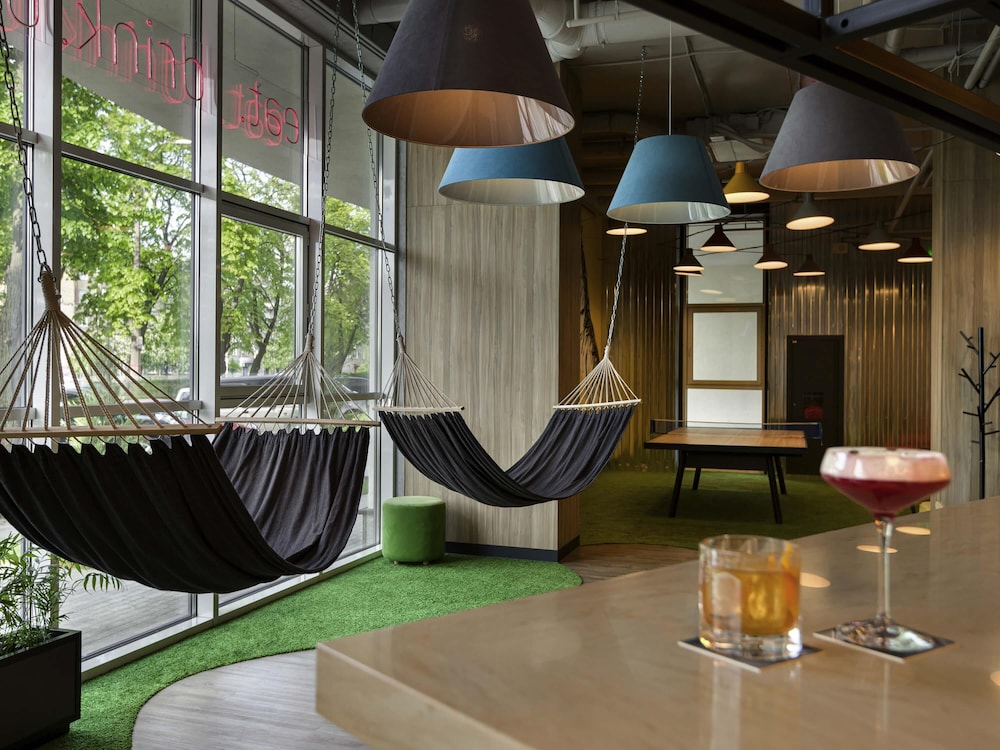 ibis Kyiv Beresteiska 26/47