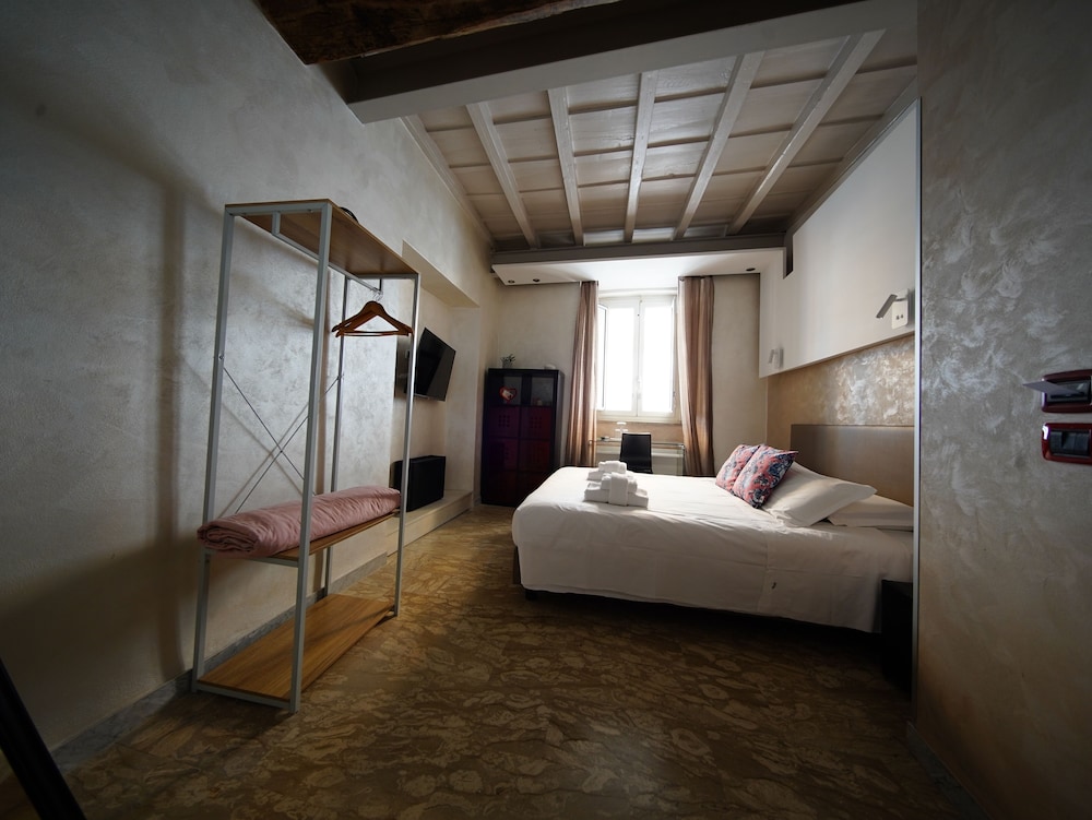 Nerva Accommodation 5/50