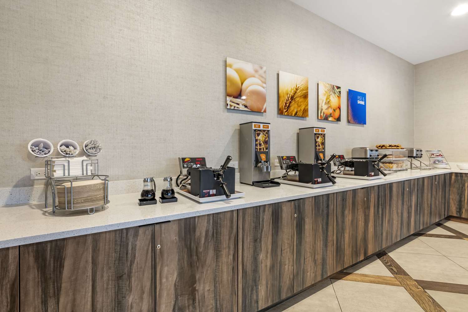 Comfort Inn & Suites Miami International Airport 12/26