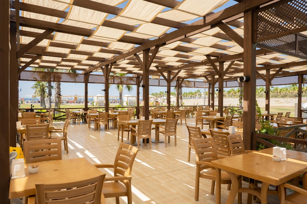 Asteria Family Resort Side 72/86