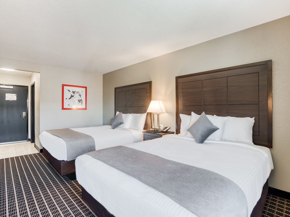 Alexis Hotel And Banquets Dallas Park Central Galleria 13/49