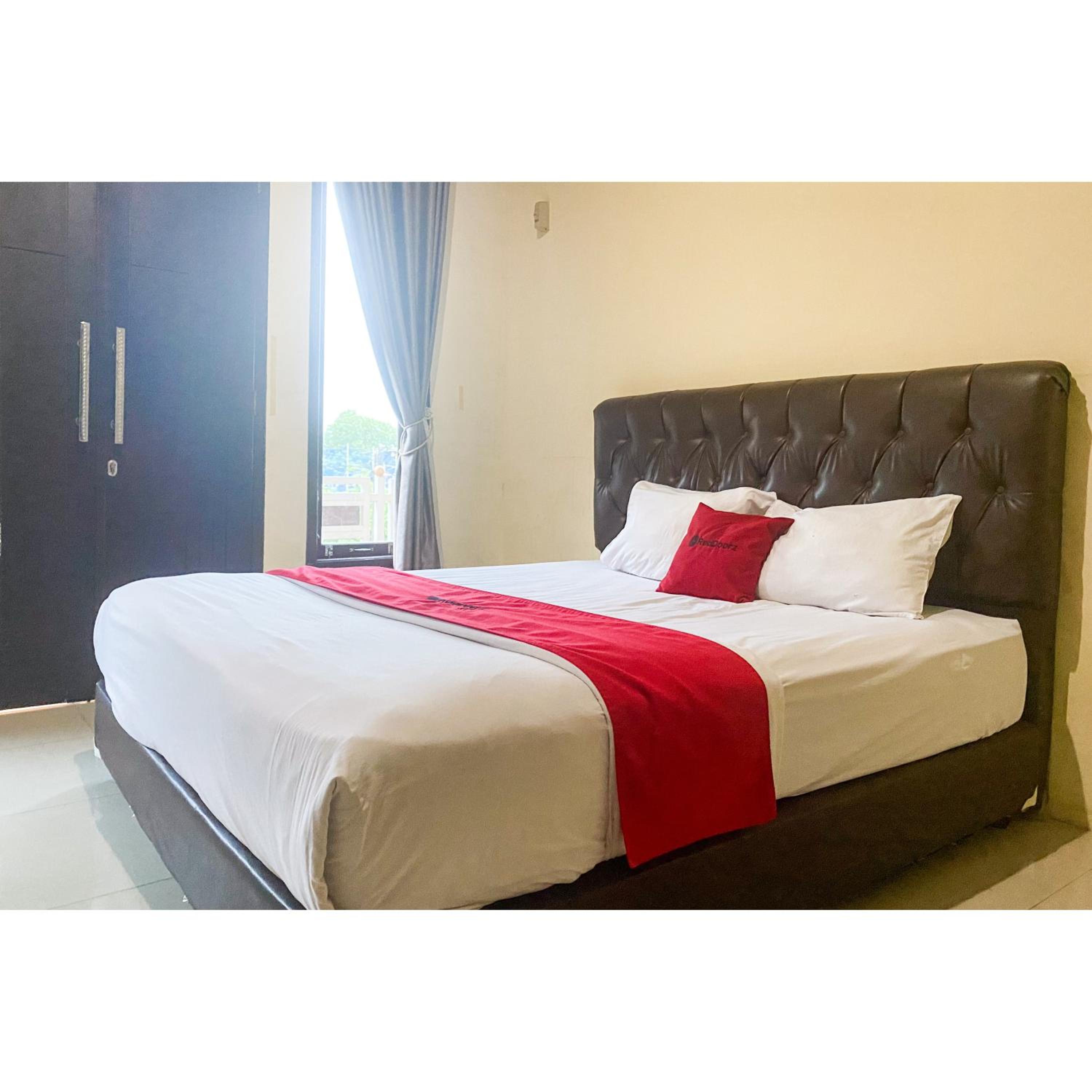 Standard, Double Bed