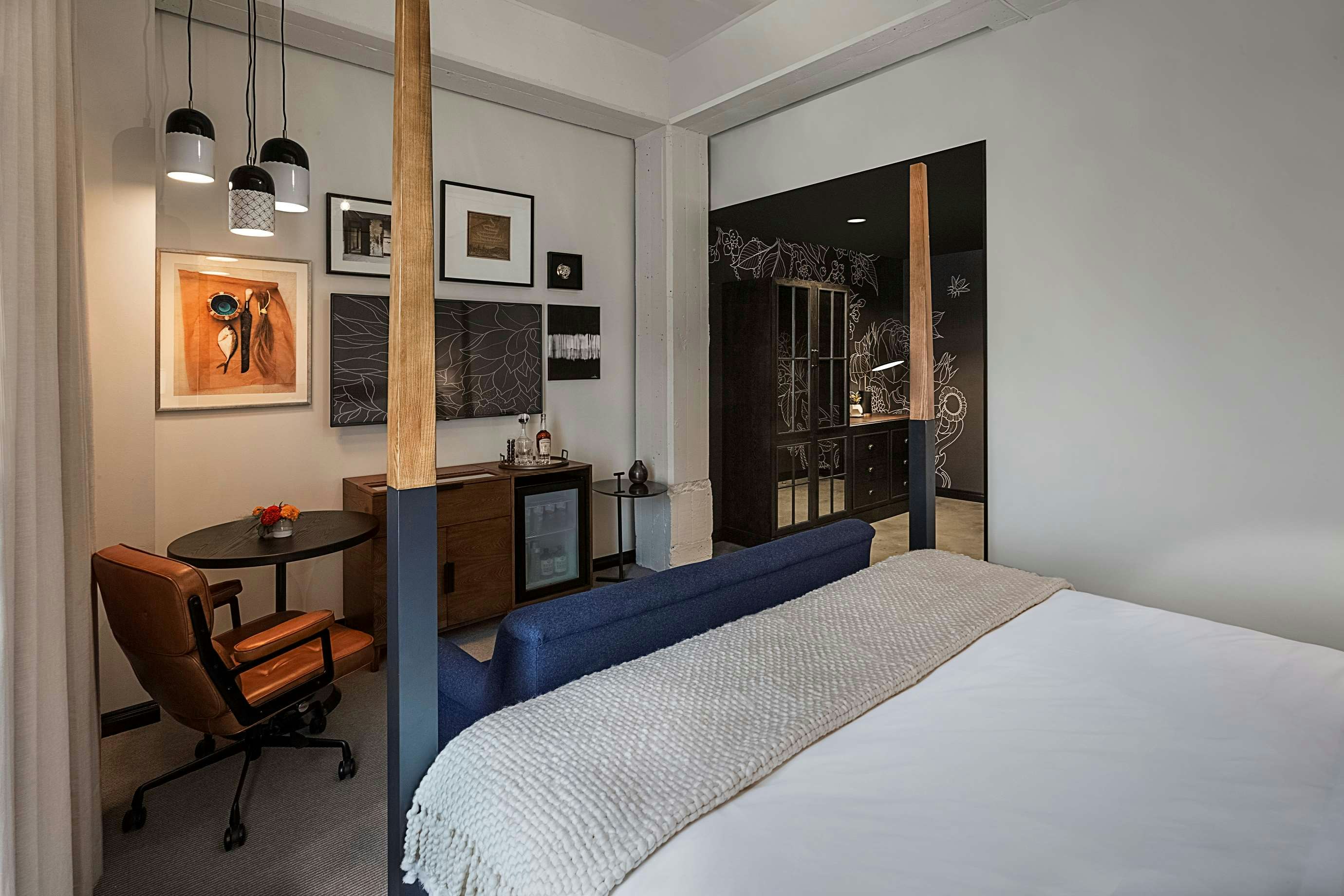 Crossroads Hotel 15/53