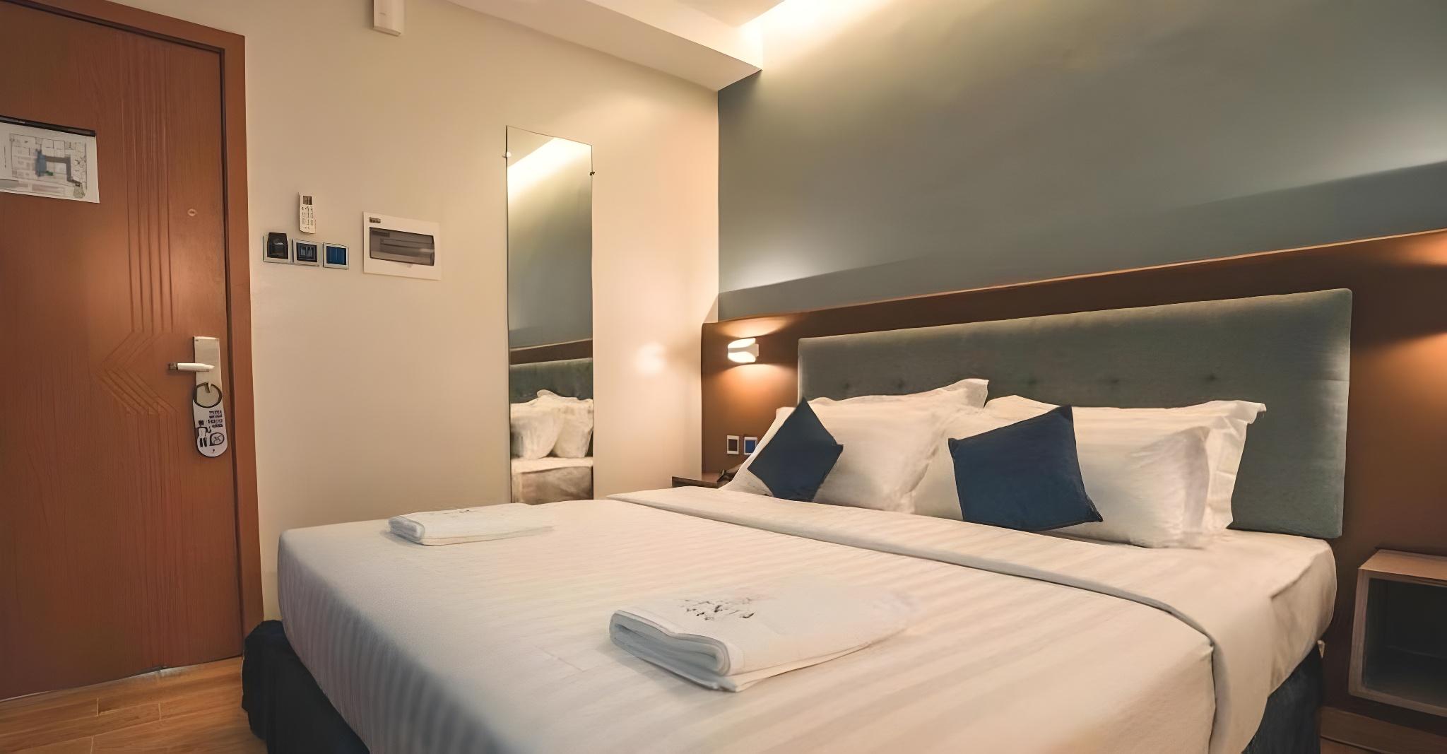 Basic, Double Bed