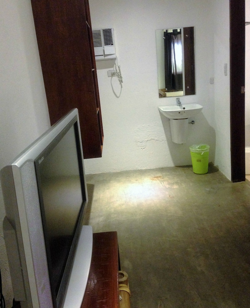 The Lazy Dog Bed And Breakfast 18/60