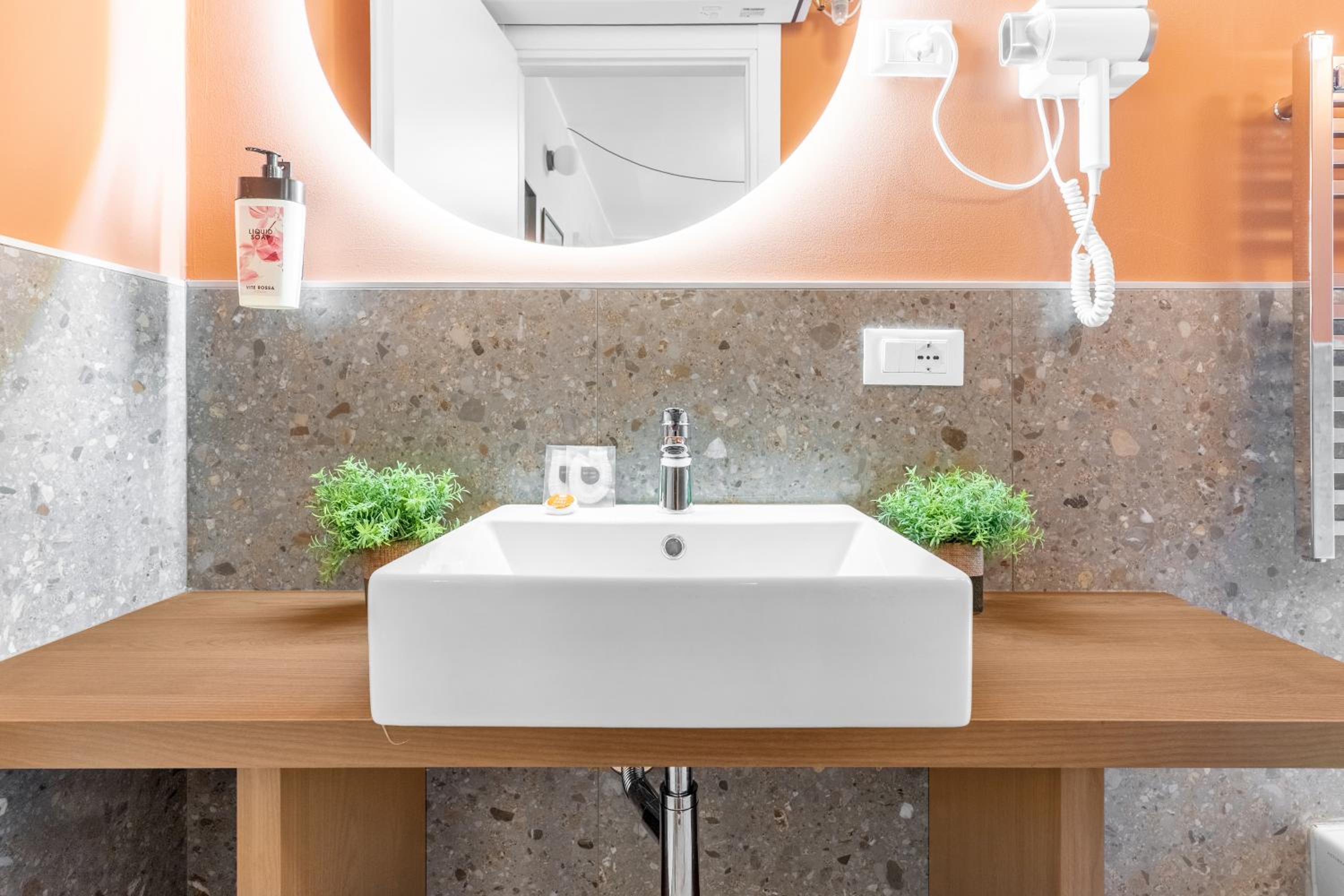 Torriani Suites Foresteria Lombarda 22/25