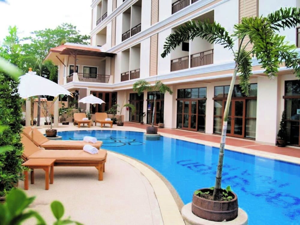 LaOr INN HUA HIN 6/51