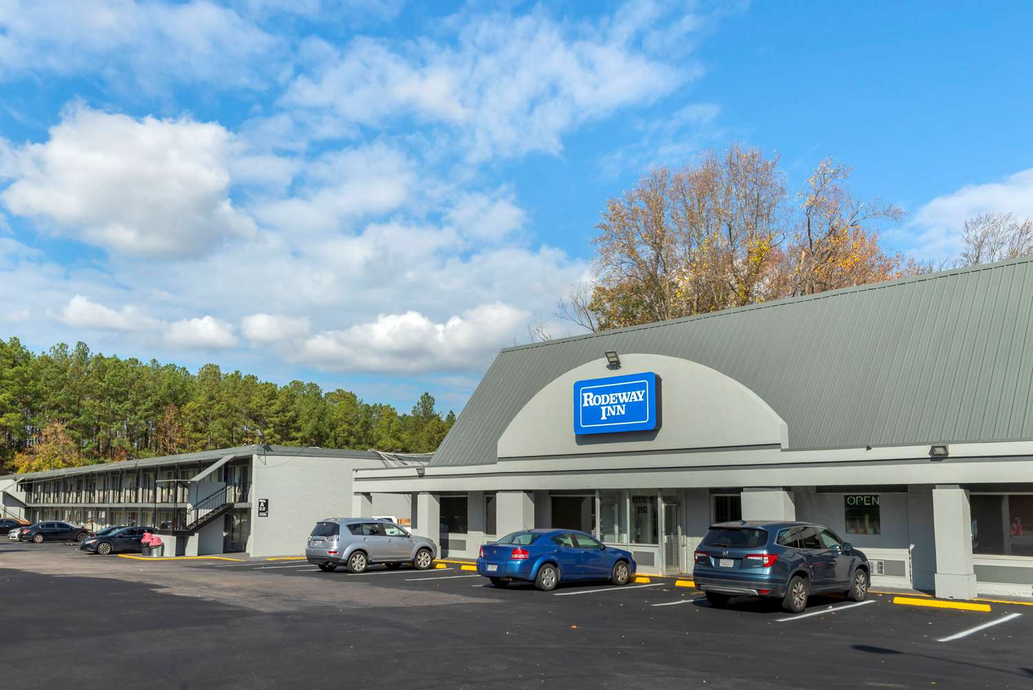 Rodeway Inn Colonial Heights I-95 33/40