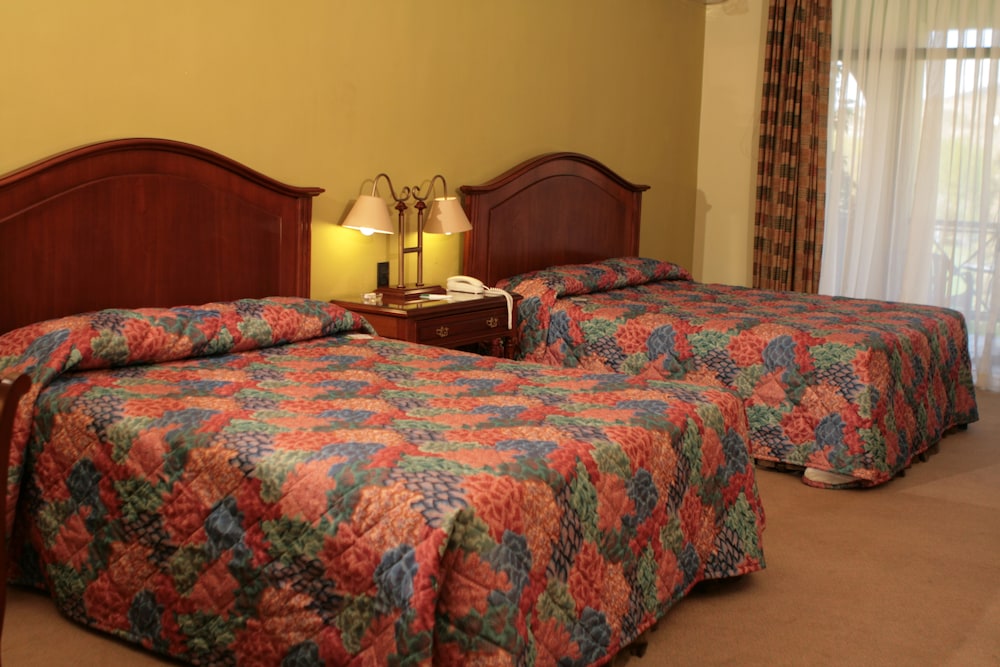 Los Parrales Hotel 14/33