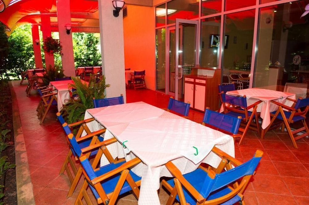 Ivana Palace 30/47