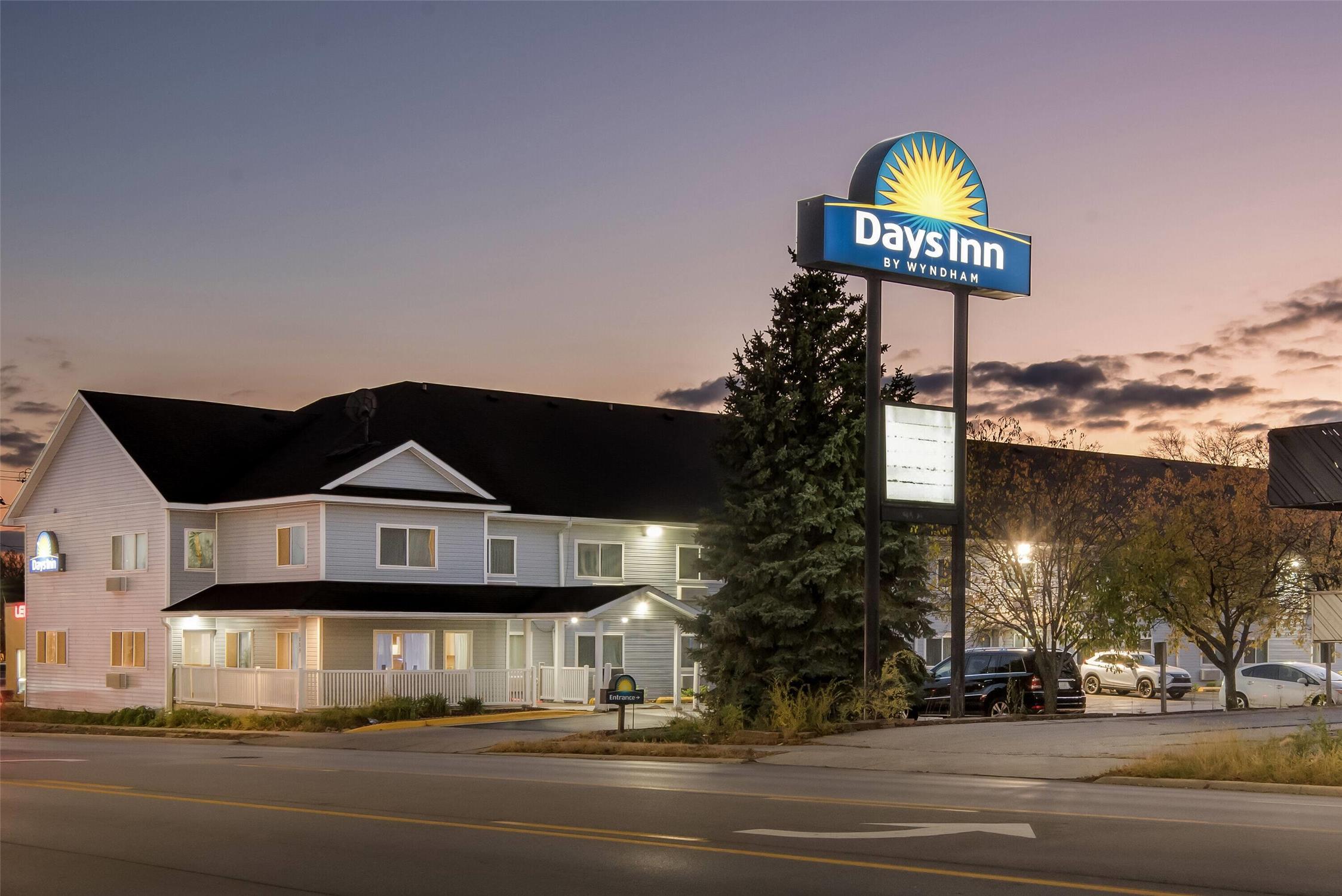Days Inn by Wyndham Ames 4/33
