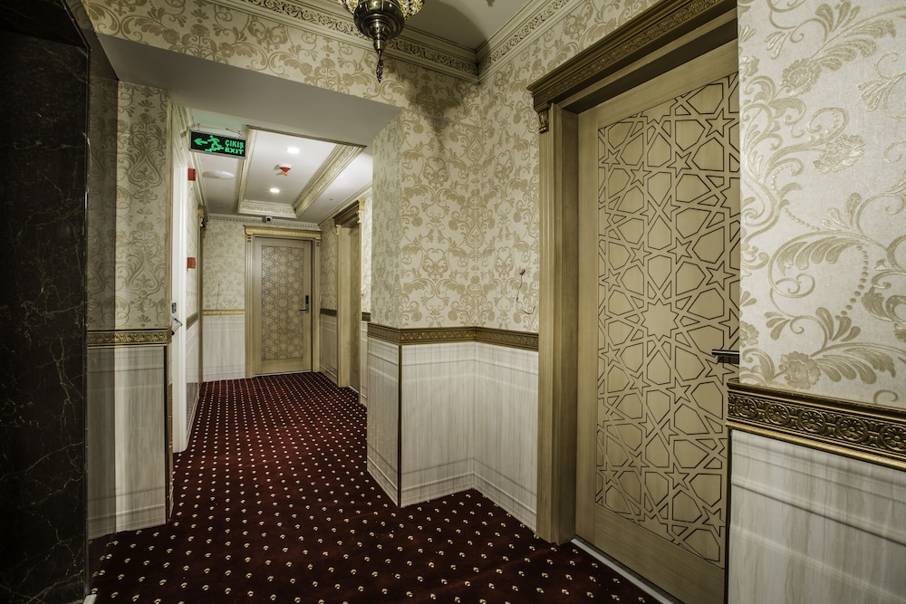 Phosphorion Hotel 46/46