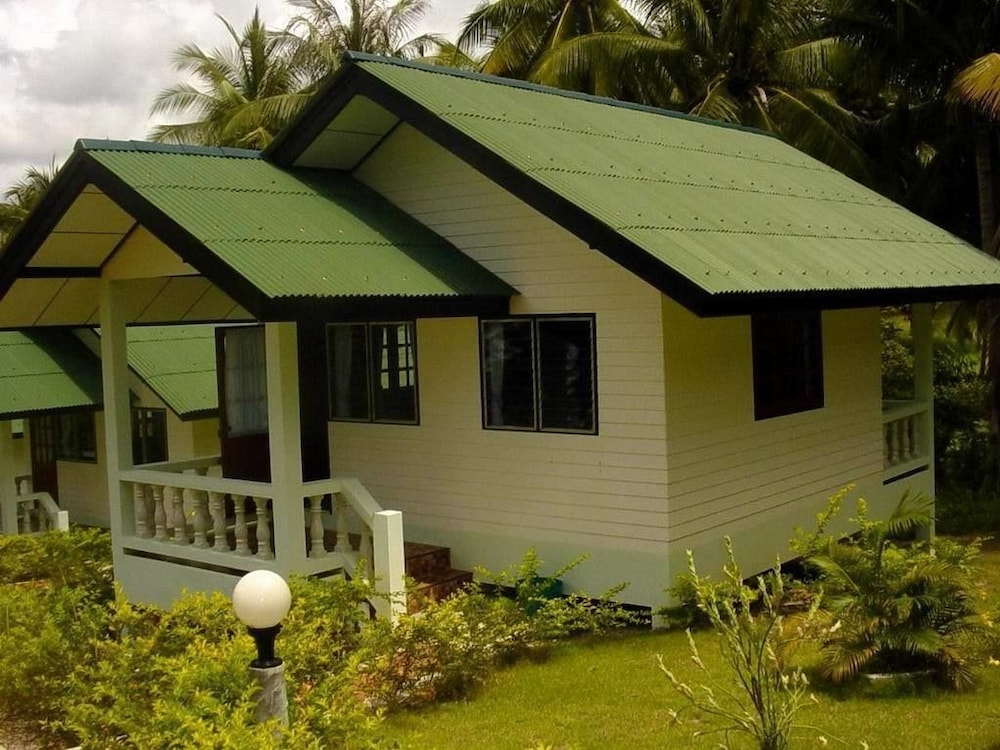 Golden Hill Resort 2/33