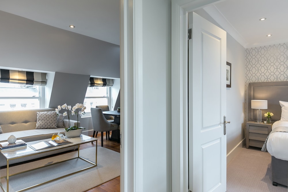 Chilworth Court 28/74