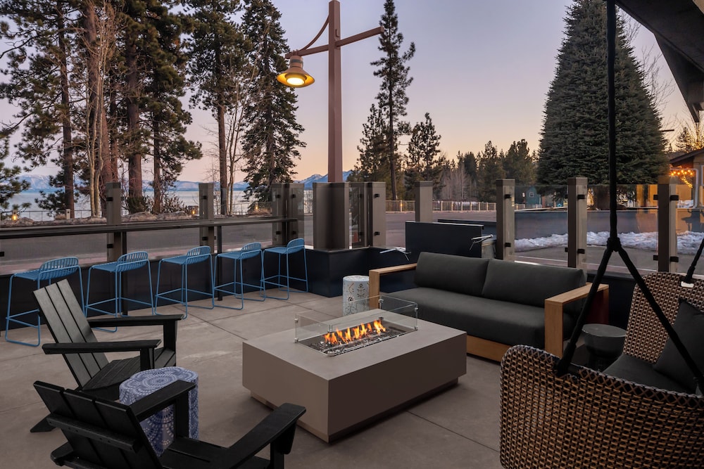evo Hotel Tahoe City 32/50