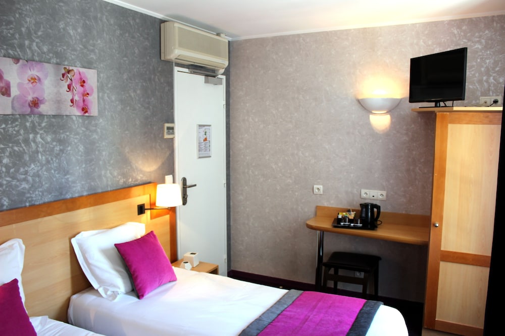 Hotel Du Chemin Vert 24/46