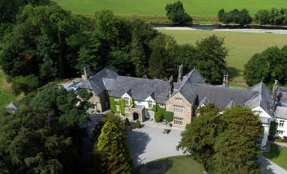 Mitton Hall 40/50