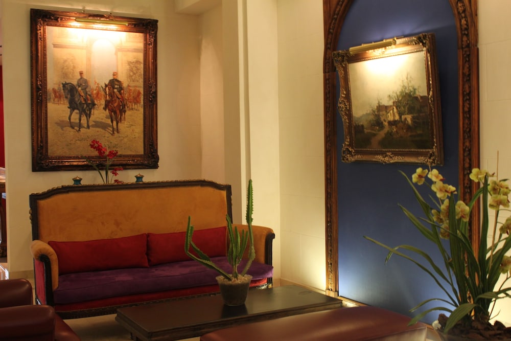 Hotel Club Frances 38/68
