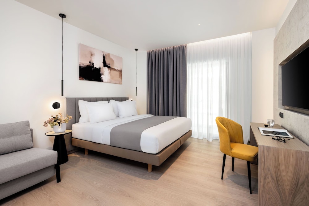 Superior, King Bed, Sofa, Balcony
