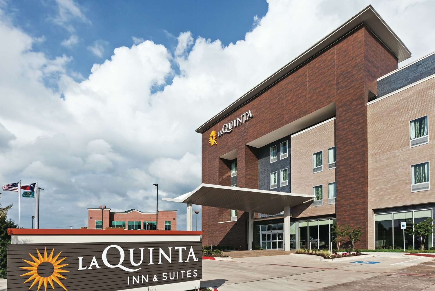 La Quinta Inn & Suites by Wyndham College Station South 9/64