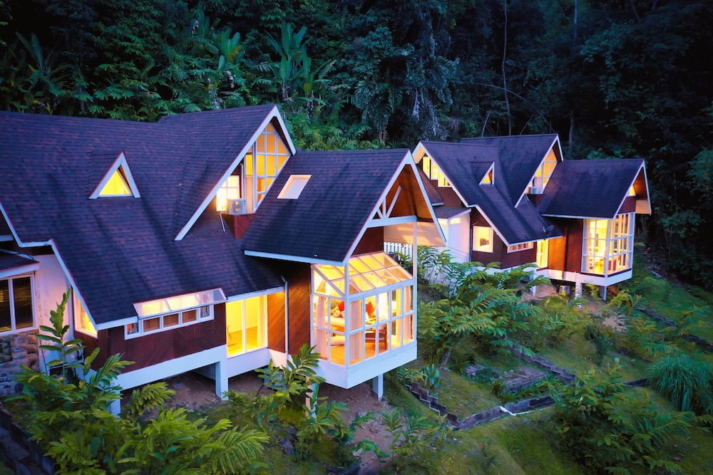 Sutera Sanctuary Lodges at Poring Hot Springs 6/72