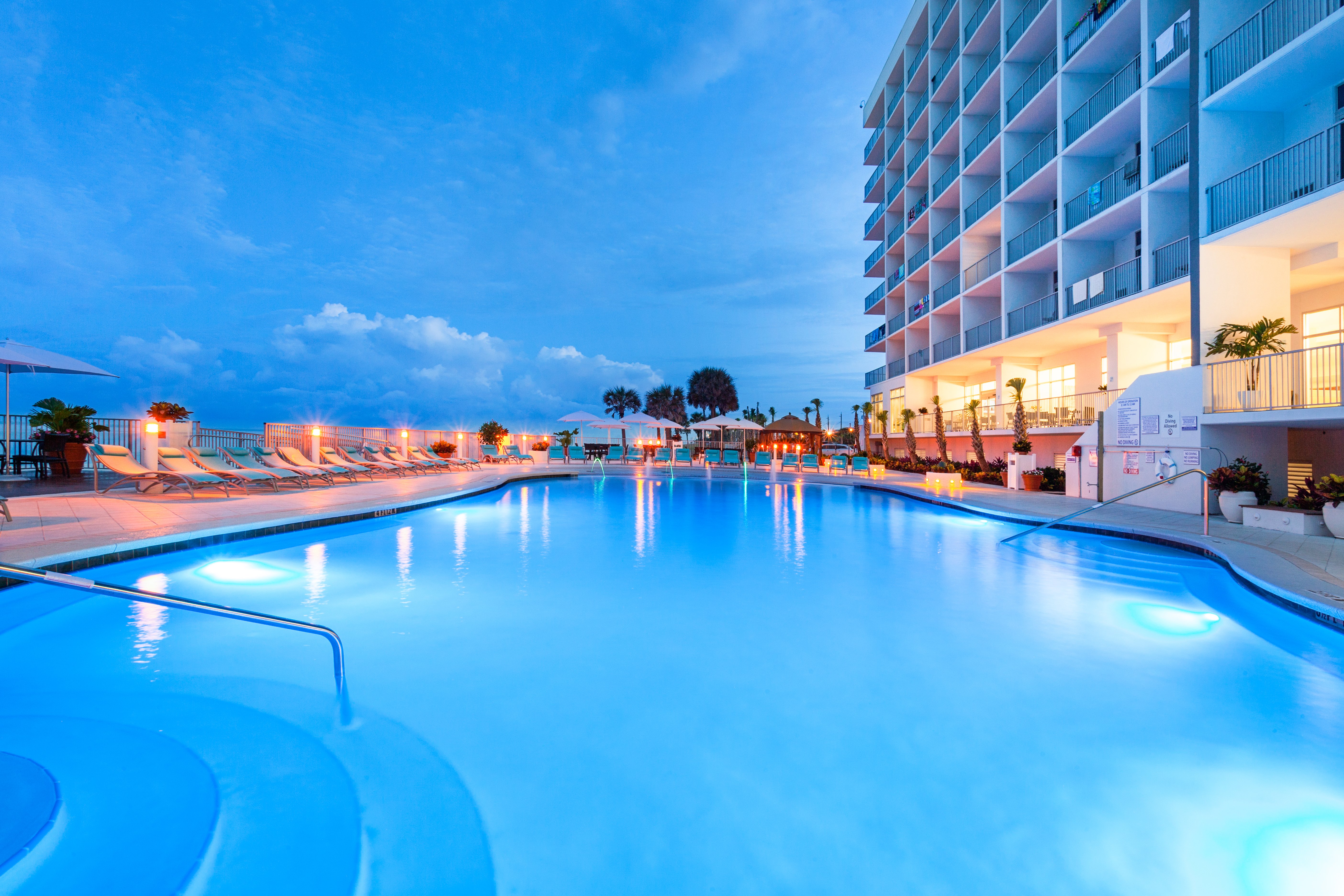 Holiday Inn Express Suites Panama City Beach 4/50