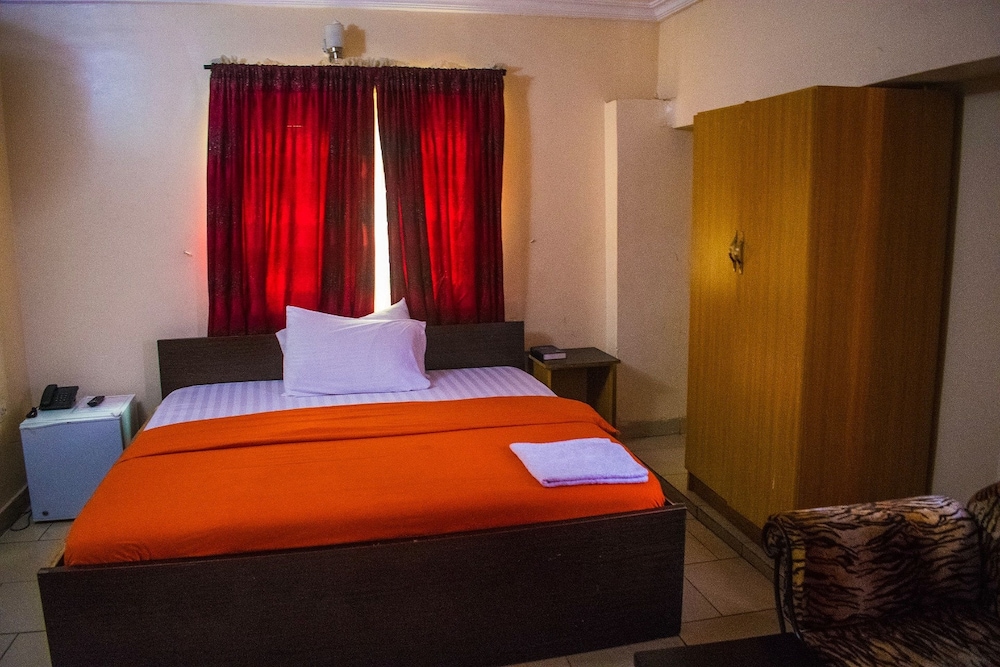 Bavidi Hotel 23/68