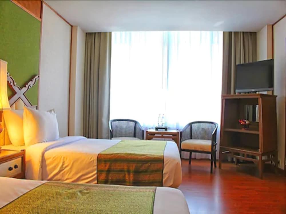 Chiang Mai Orchid Hotel 16/64