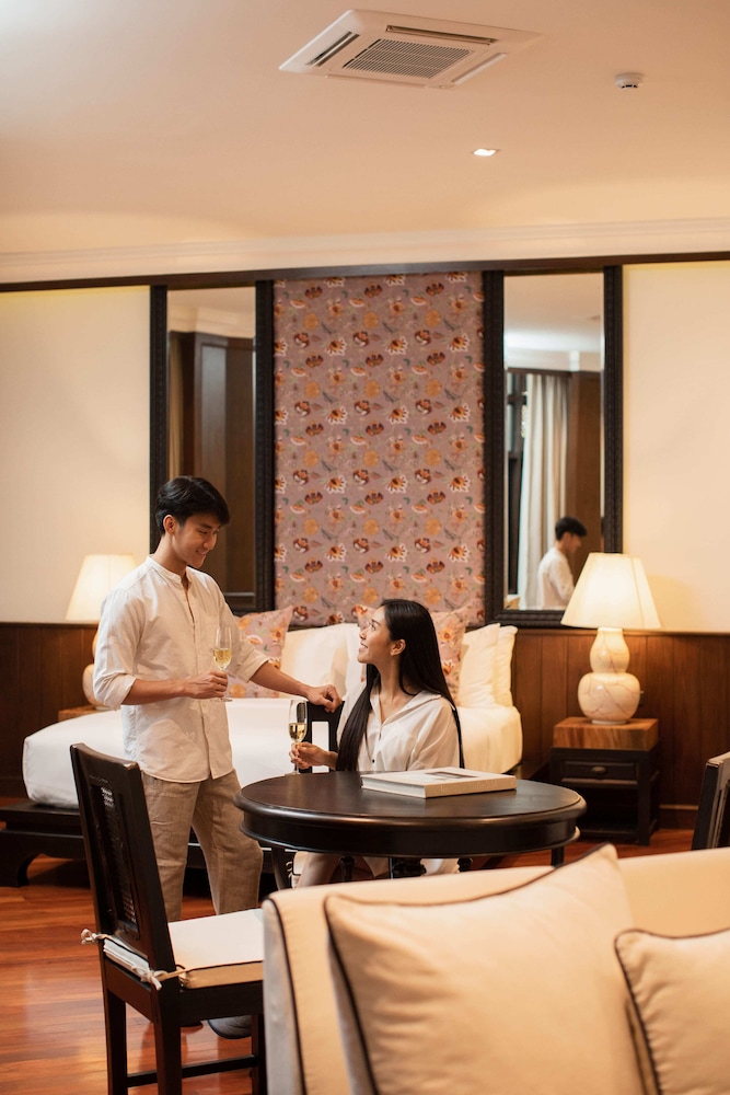 The Bridge An Eclectic Luxotel Chiangmai 30/72