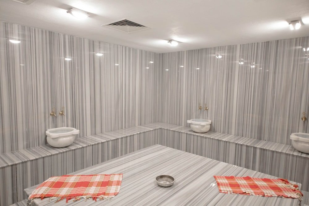 Laren Business Hotel And Spa 45/81